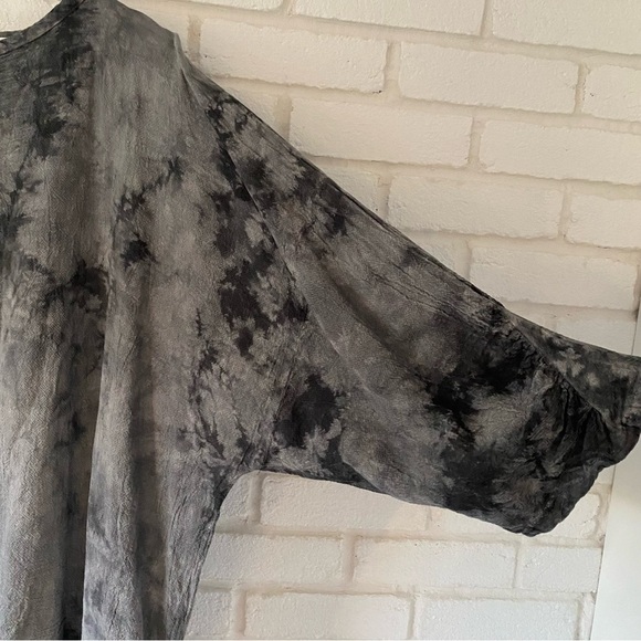 Oh My Gauze Lorraine Gray Tie Dye Top Shirt Blouse Women’s One Size - Picture 5 of 12